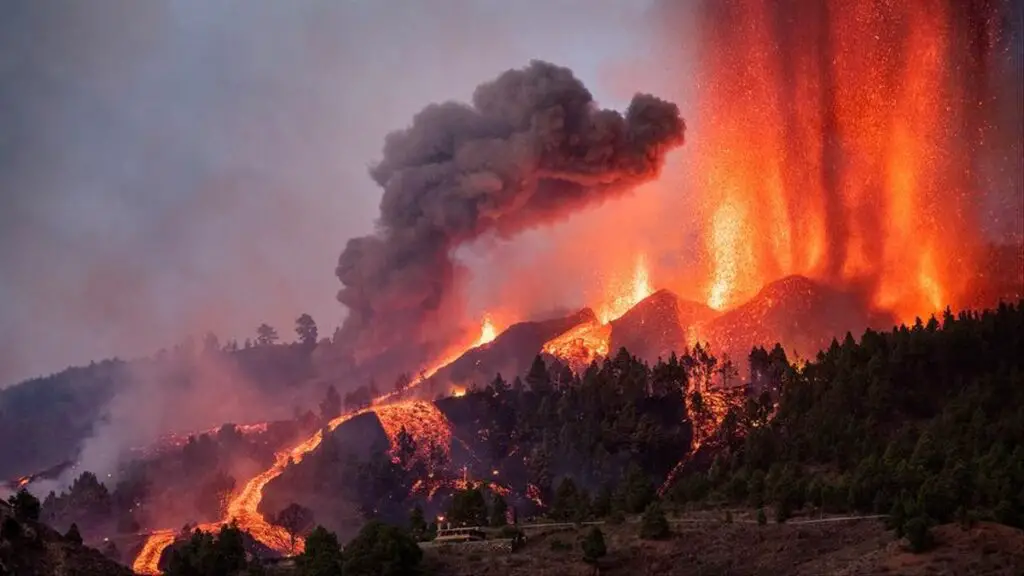 El volcán de La Palma: cualquier parecido con las películas de volcanes es pura coincidencia.
